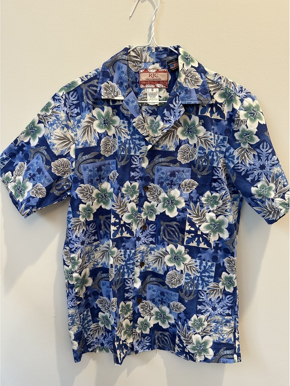RJC ROBERT J. CLANCEY SIZE SMALL ALOHA HAWAII SHIRT HAWAIIAN